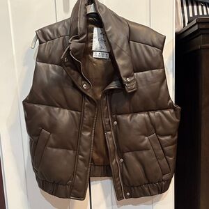 Abercrombie & Fitch Brown Puffer Vest